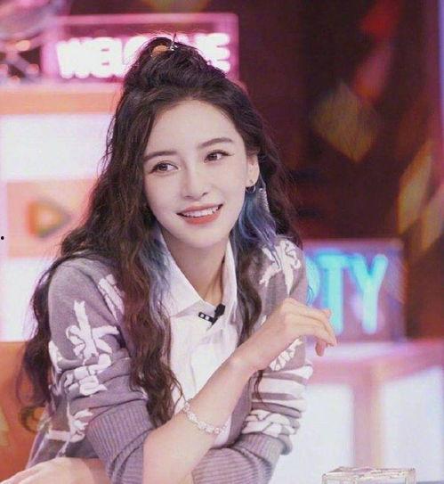 绫子吃瓜日记,揭秘娱乐圈幕后故事