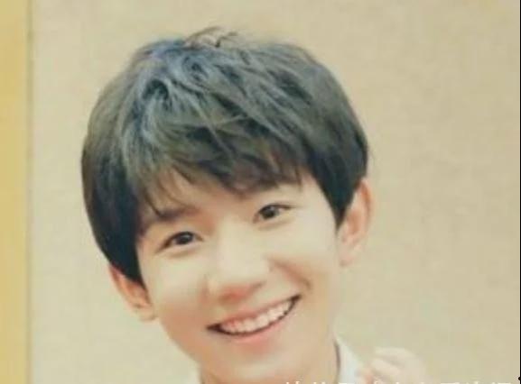 男明星笑容图片,探寻男明星的迷人笑容魅力